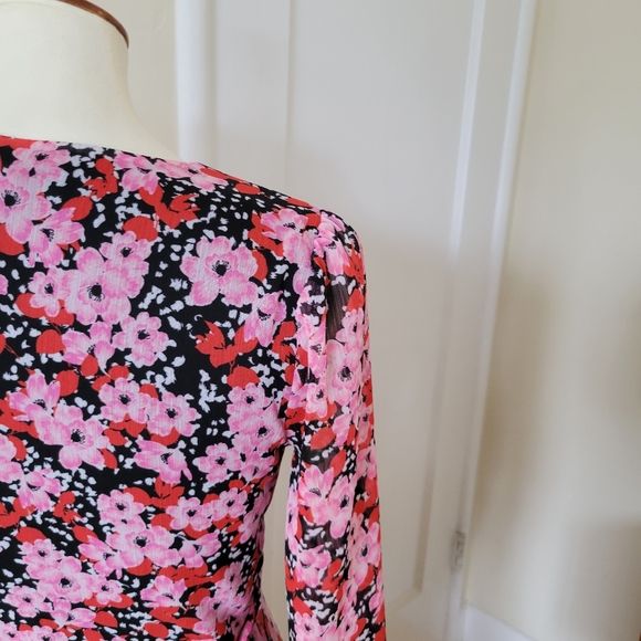 Bar lll long floral wrap around dress - Picture 5 of 8